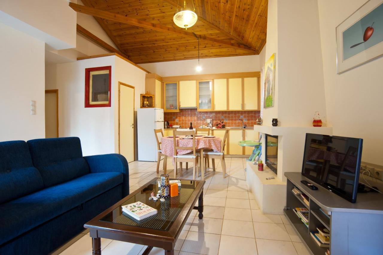Villa Elli 2 Beach-Front Villa With Garden Итеа Екстериор снимка